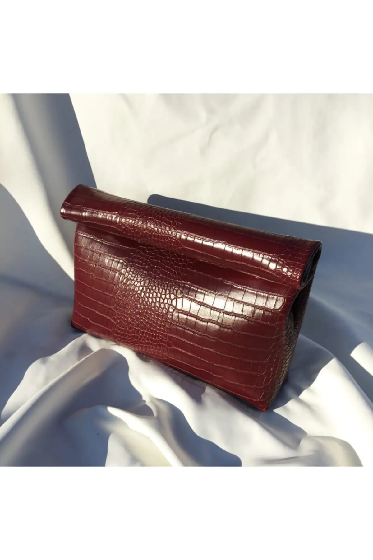 

Burgundy Women 'S Hand Bag