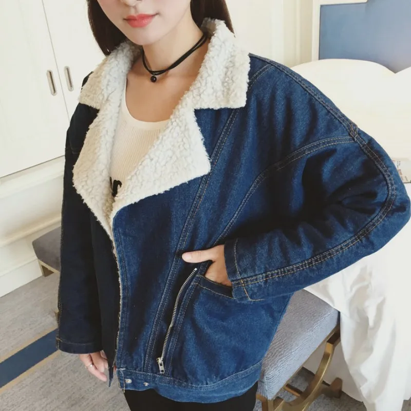 

Women Casual Loose Fit Denim Jacket One Size Winter Fleece Lining Coat Warm Jeans Jacket Streetwear Pocket Preppy Outwear Coats
