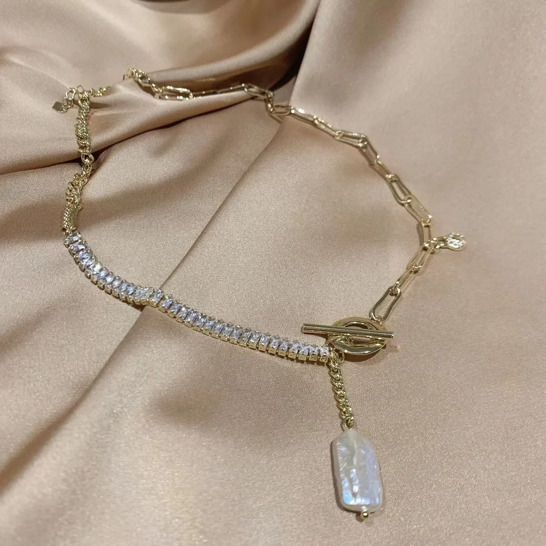 

2021 Trend Female OT Clasp Gold Zircon Chain Design Sense Necklace Fashion Collarbone Chain Party Jewelry Gift