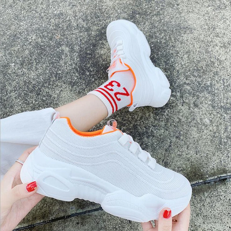 Новинка сезон осень вулканизированные женские модные кроссовки со шнуровкой