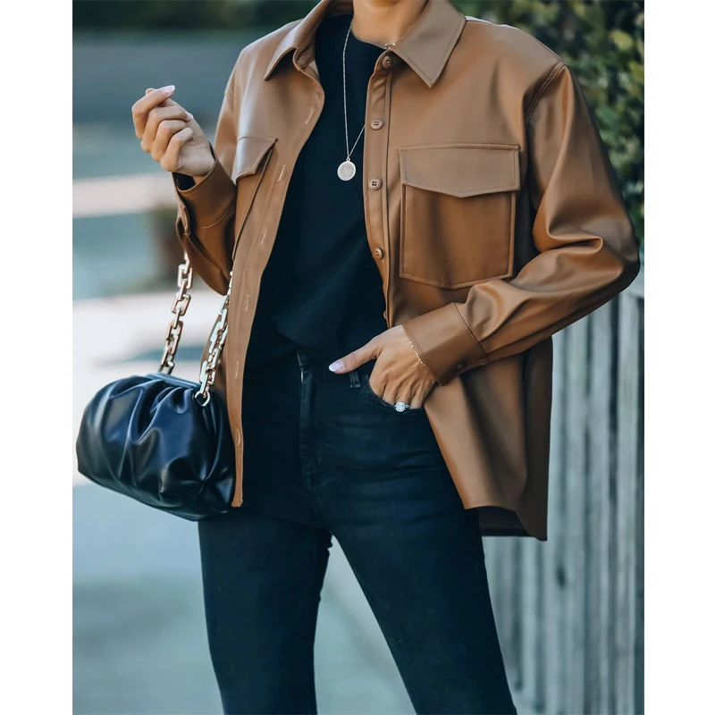 

Женская кожаная куртка-бомбер с длинным рукавом и отложным воротником