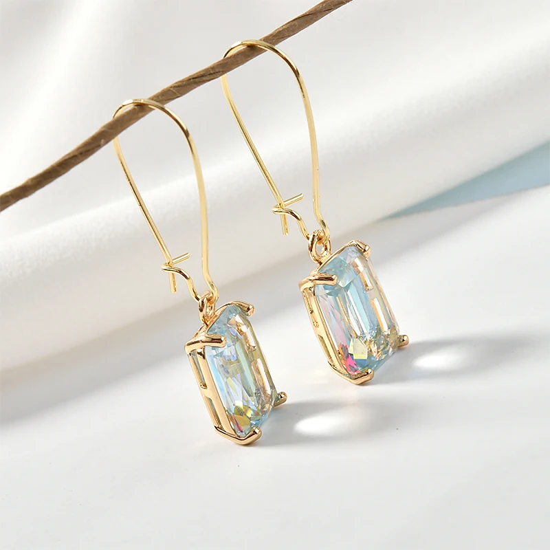 Контрастный цвет двухцветный градиентный кристальная мозаика квадратный вырез