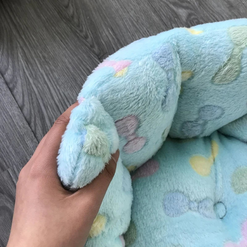 

Pet Cat Bed for Small Medium Large Dog Crate Pad Deluxe Soft Bedding Proof Bottom for All Seasons Puppy Dog House Pet Bed