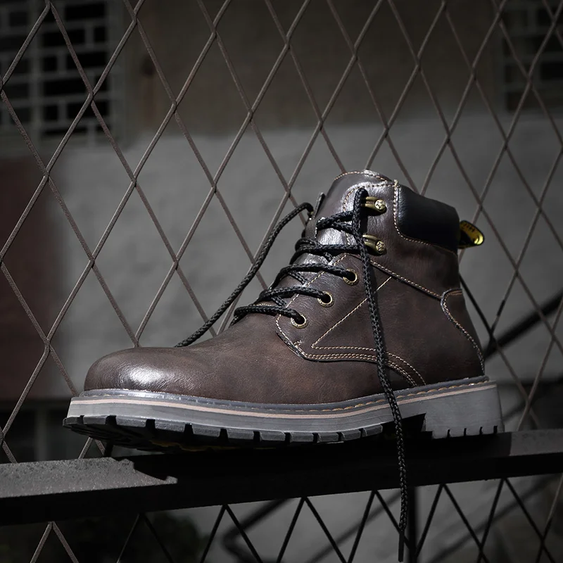 

CYYTL Men Leather Fashion Boots 2019 Ankle Shoes Lace-up Winter Warm Safety Sneakers Bota Masculina Snow Outside Botas Hombre