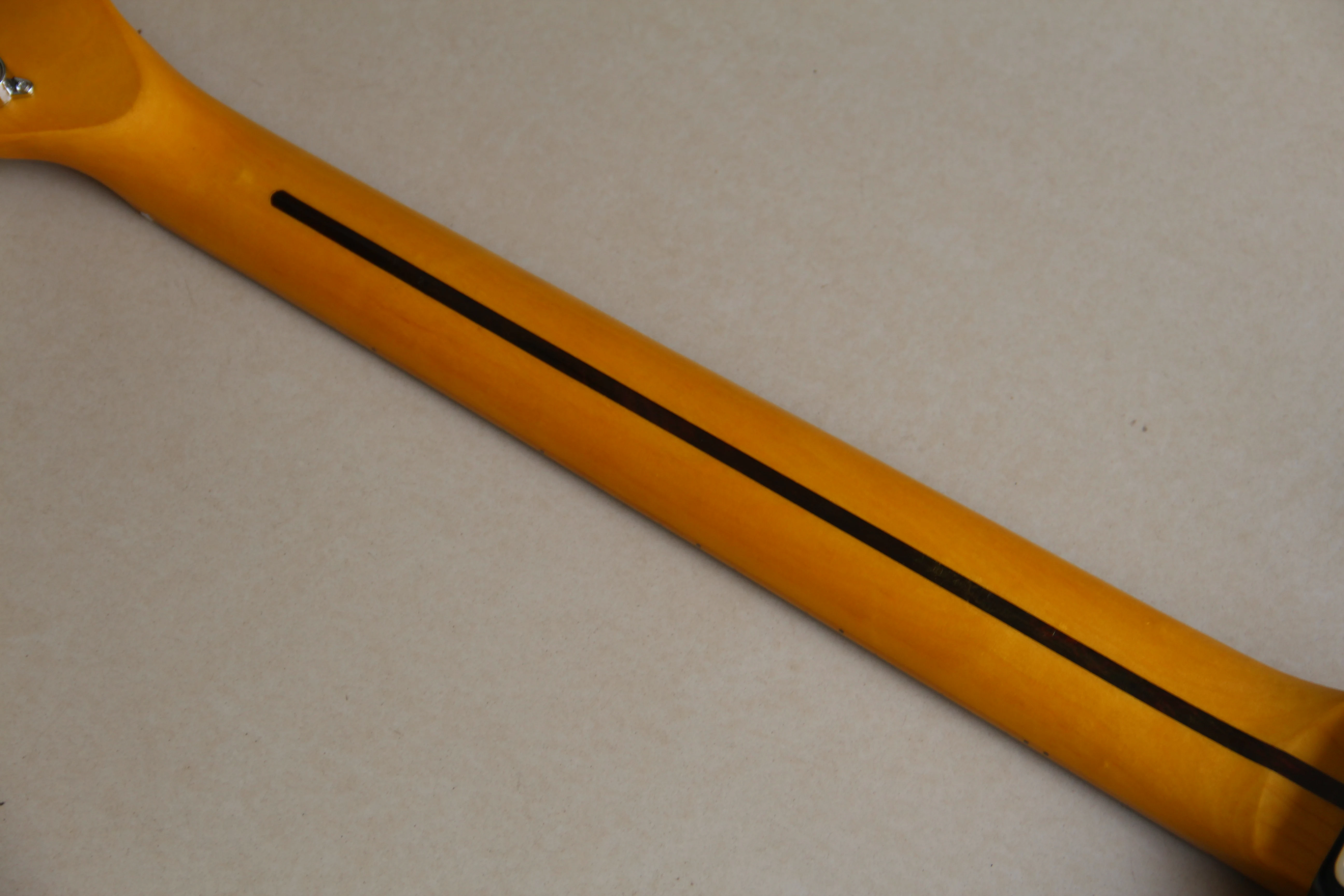 Оптовая продажа гитары из Китая новая леворукая STR электрическая гитара в черном