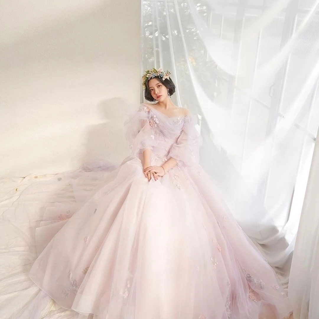 Фото Высококачественное свадебное платье с открытыми плечами пышными рукавами