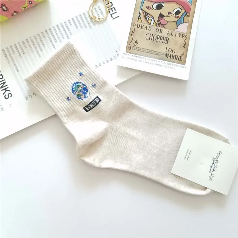 2 New Winter Cotton Women Space Socks Korea Women's Summer Fashion Astronaut Planet Socks Universe Novelty Short Funny Socks - Цвет: 2