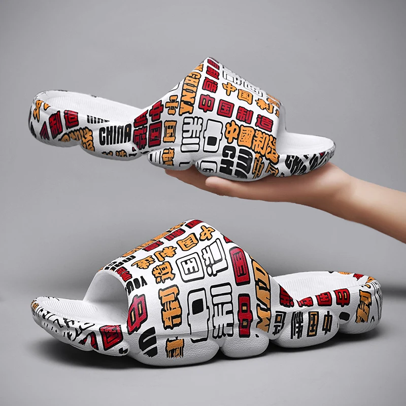 

Hot Sale Graffiti Slippers for Home Lightweight Men Summer Shoes Fashion Print Slippers Casual Man House Slides zapatillas casa