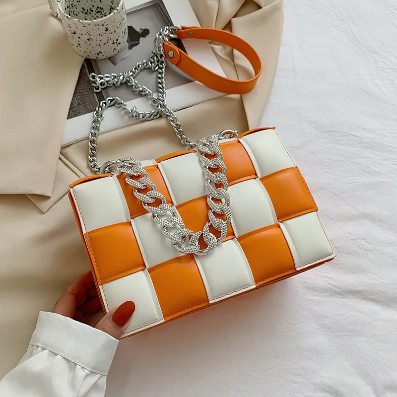 

Fashion contrast woven bag 2021 new female bag leather messenger bag chain bag Baguette