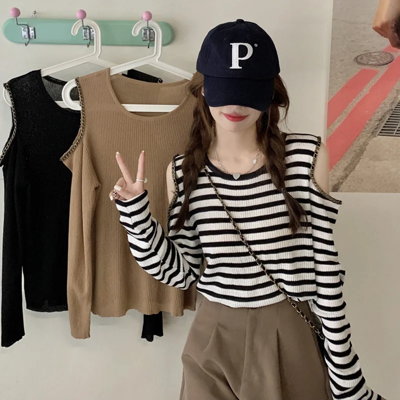 

Knitted Sweater Long Sleeve T-shirt Women's Striped Sweater Autumn 2021 New Design Sense Of Care Off Shoulder Chain Top Chic