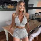 Женский спортивный костюм для фитнеса с шортами на молнии