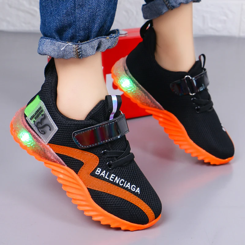 2020 светящиеся кроссовки новинка повседневная детская светящаяся обувь Детский