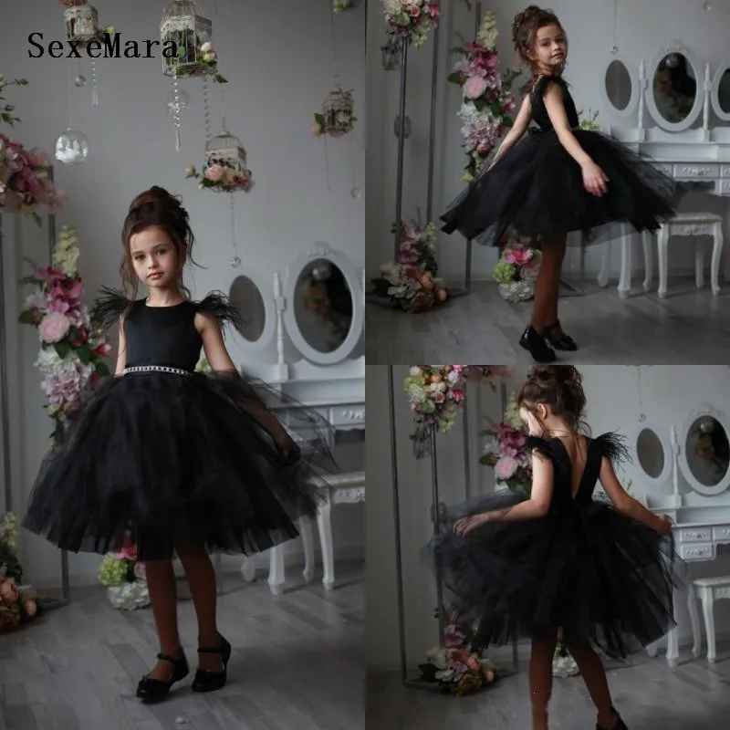Black Girls Pageant Dresses With Fur Jewel Neck Backless Ruffles Tulle flower girl dresses Kids Clothes for Party