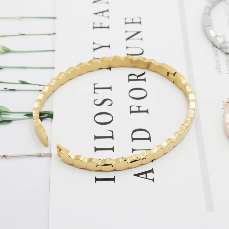 Браслет-манжета женский из нержавеющей стали 4 мм | Украшения и аксессуары