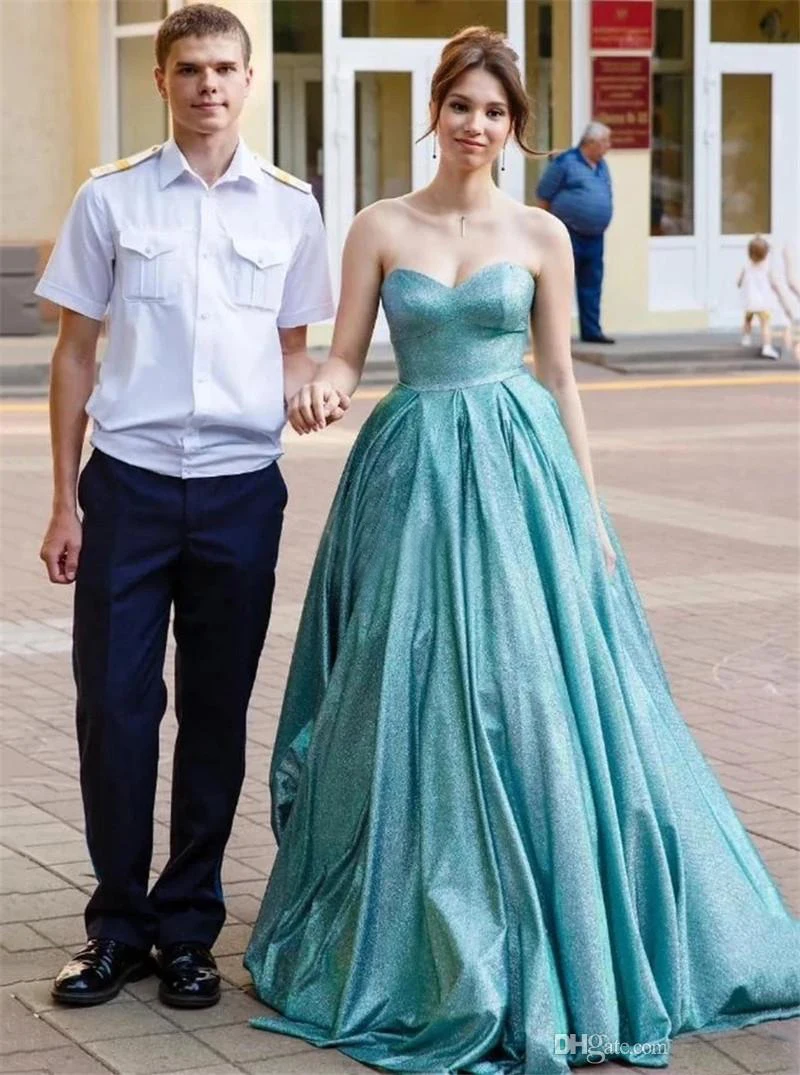 

2021 Sparkly Glittery Strapless Prom Dresses Long Sleeveless Sweetheart Formal Evening Party Ball Gown Robe De Soiree