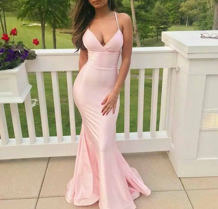 

Платья для выпускного вечера, 2020