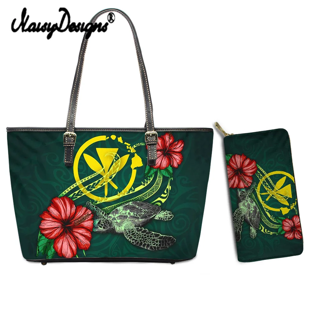 

Женская кожаная сумка-тоут с рисунком черепахи