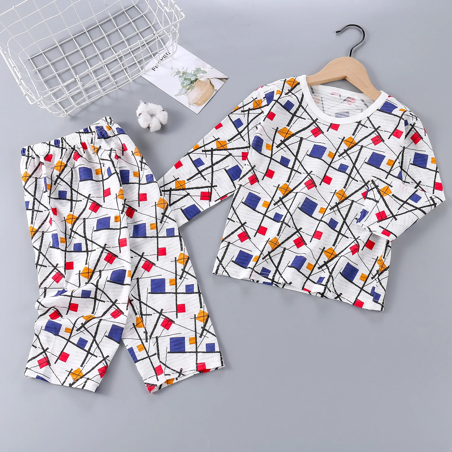 Осенние пижамные комплекты для детей Топ с длинным/коротким рукавом и мультяшным