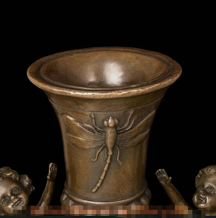 --- 724 + арт-деко скульптура ваза с двумя маленькими ангелами Дети Бронзовая статуя