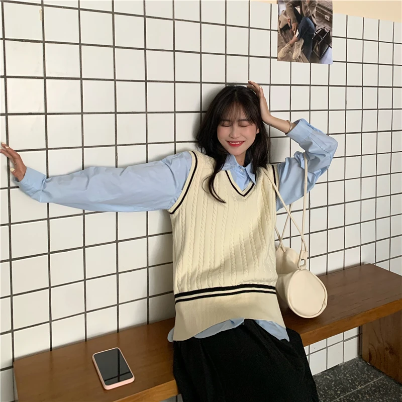 

Women Sweater Vest Loose V-neck Sleeveless Patchwork Knitted Spring Autumn Outwear Simple Vintage College Students Chic Pullover