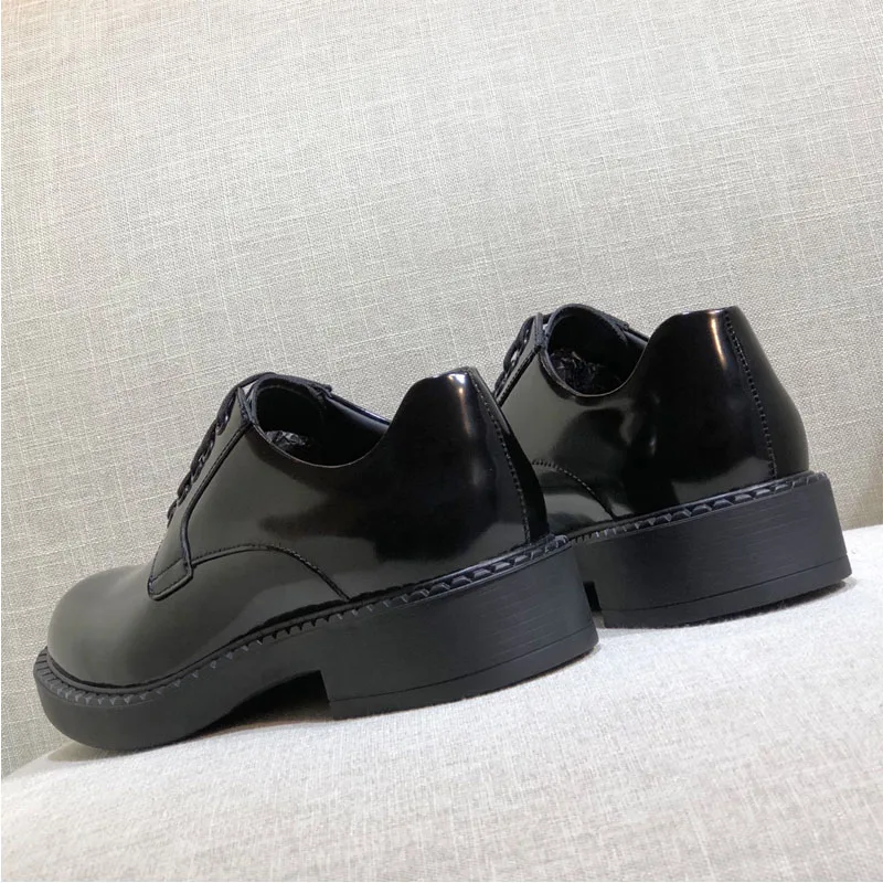 

2021 Formal Business Suit Shoes Calfskin Men's Sneakers