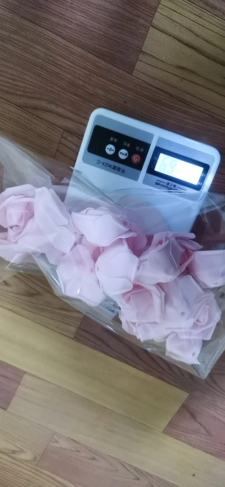 

LED Rose Lantern Fairies Garden Battery Box Remote Control Valentine's Day Hanging Light Romantic Gift Decoration Murale Chambre