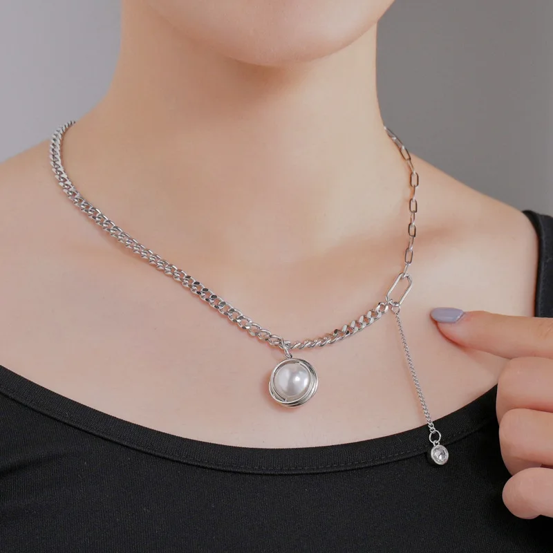 

ALLNEWME Korean Simulation Pearl Ball Pendant Necklace for Women Ladies Titanium Steel Patchwork Chain Necklace Accessories