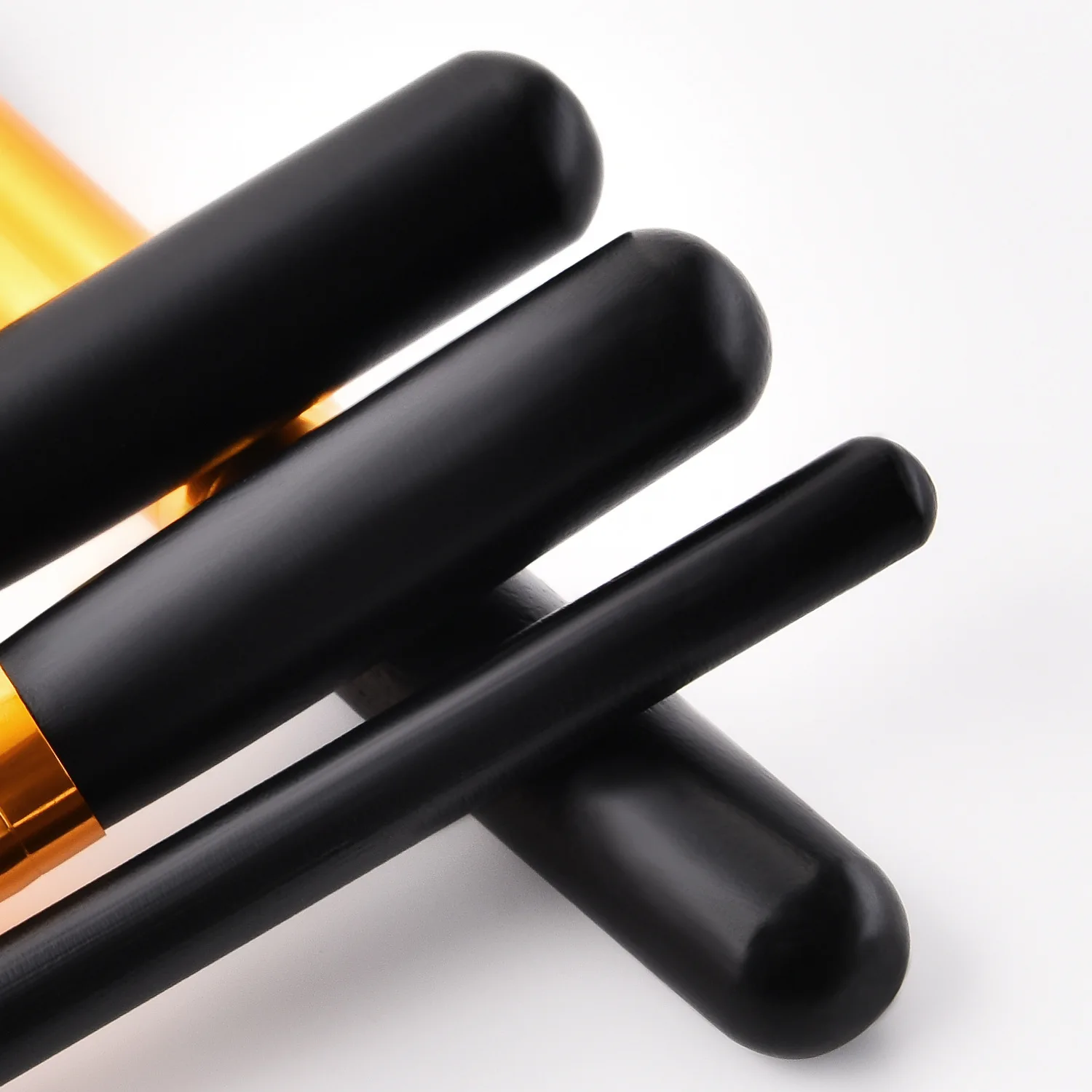 Набор профессиональных кистей для макияжа 10 шт. черная белая ручка золото