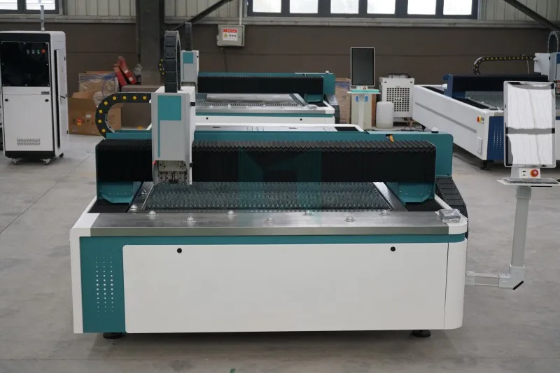 Оптовый волоконный лазерный резак для резки металла из нержавеющей стали 1 кВт 5 2