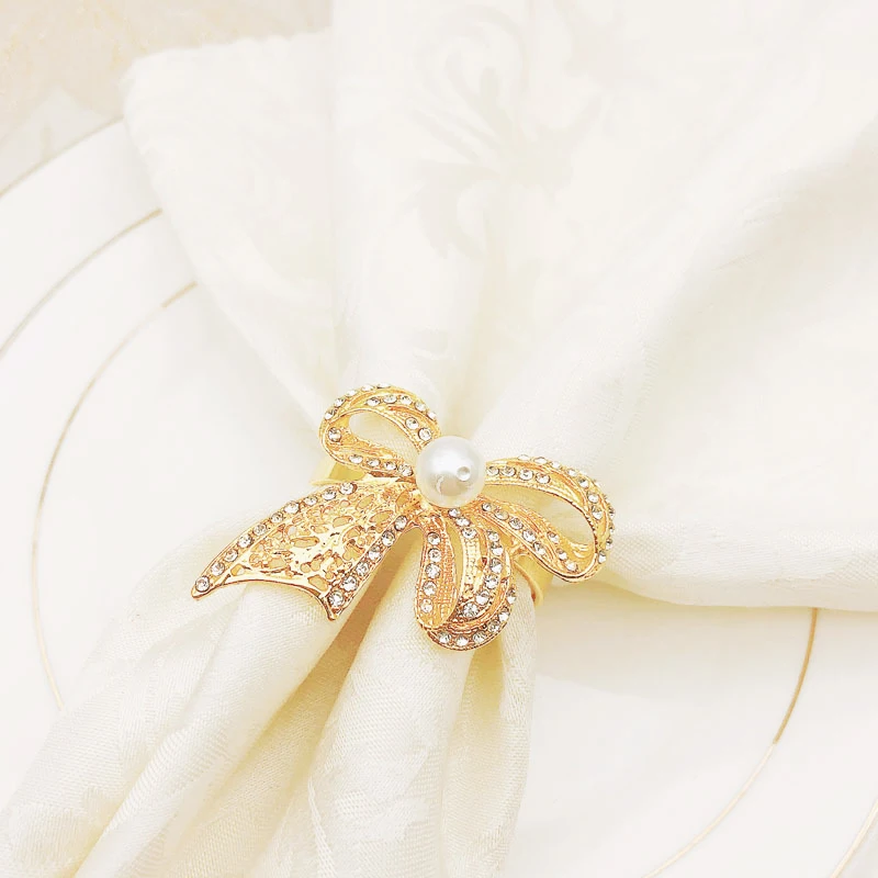 

10PCS Napkin Rings Pearls Bowknot Napkin Buckles Rhinestone Napkin Holders Wedding Christmas Party Dinner Table Decor