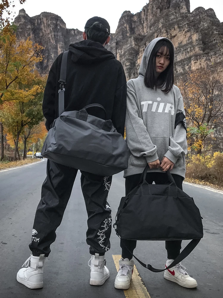 

Fashion Casual Travel Tote Outdoor Portable Waterproof Duffle Organizer Weekend Sport Travel Tote Bolso Grande Travel Bag DB60TT