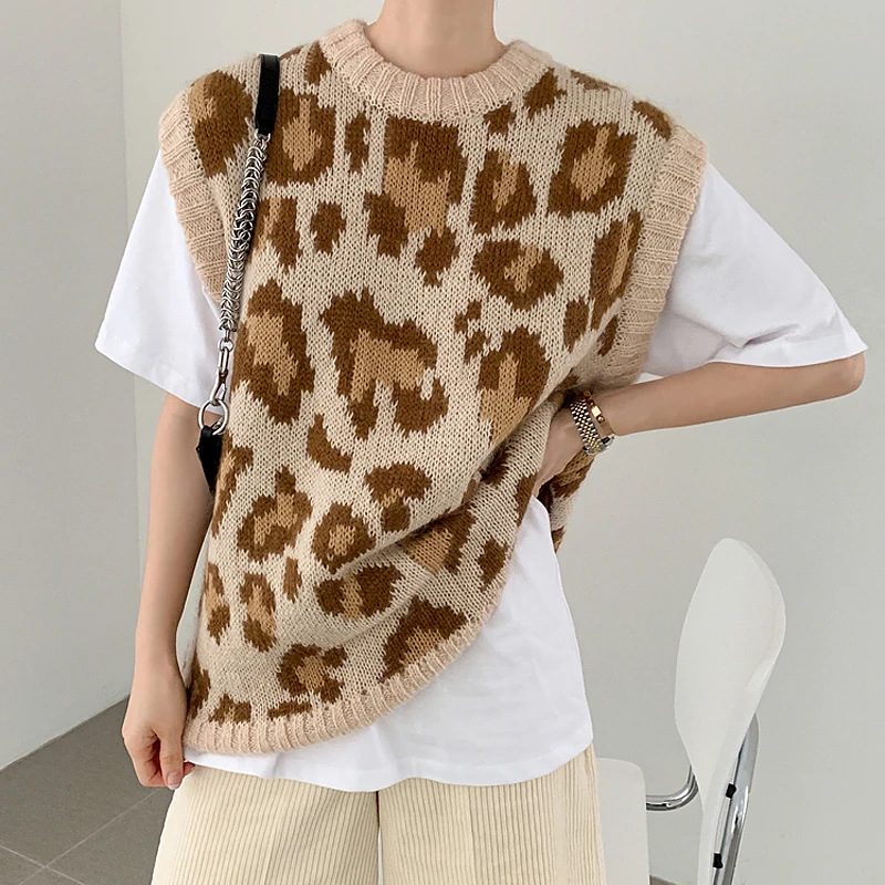 

Autumn Leopard Sweater Women Sleeveless Pullover Female Fashion Casual Loose Vest Streetwear Knitted Sweaters Apricot Brown