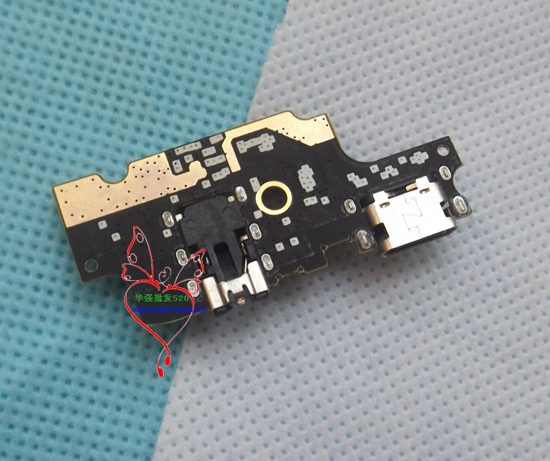 Новая зарядная плата F1 Play с микрофоном и разъемом для наушников UMIDIGI док-станция