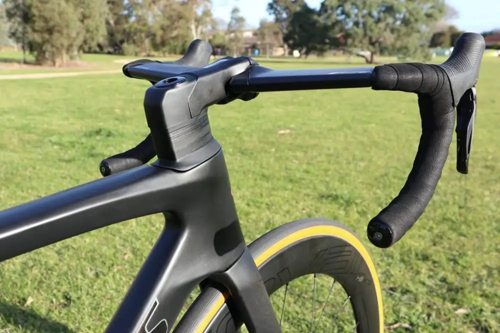 Лучшее качество! Двойной карбоновый диск t1100 ud mate muchos colores bicicleta carret | Спорт и