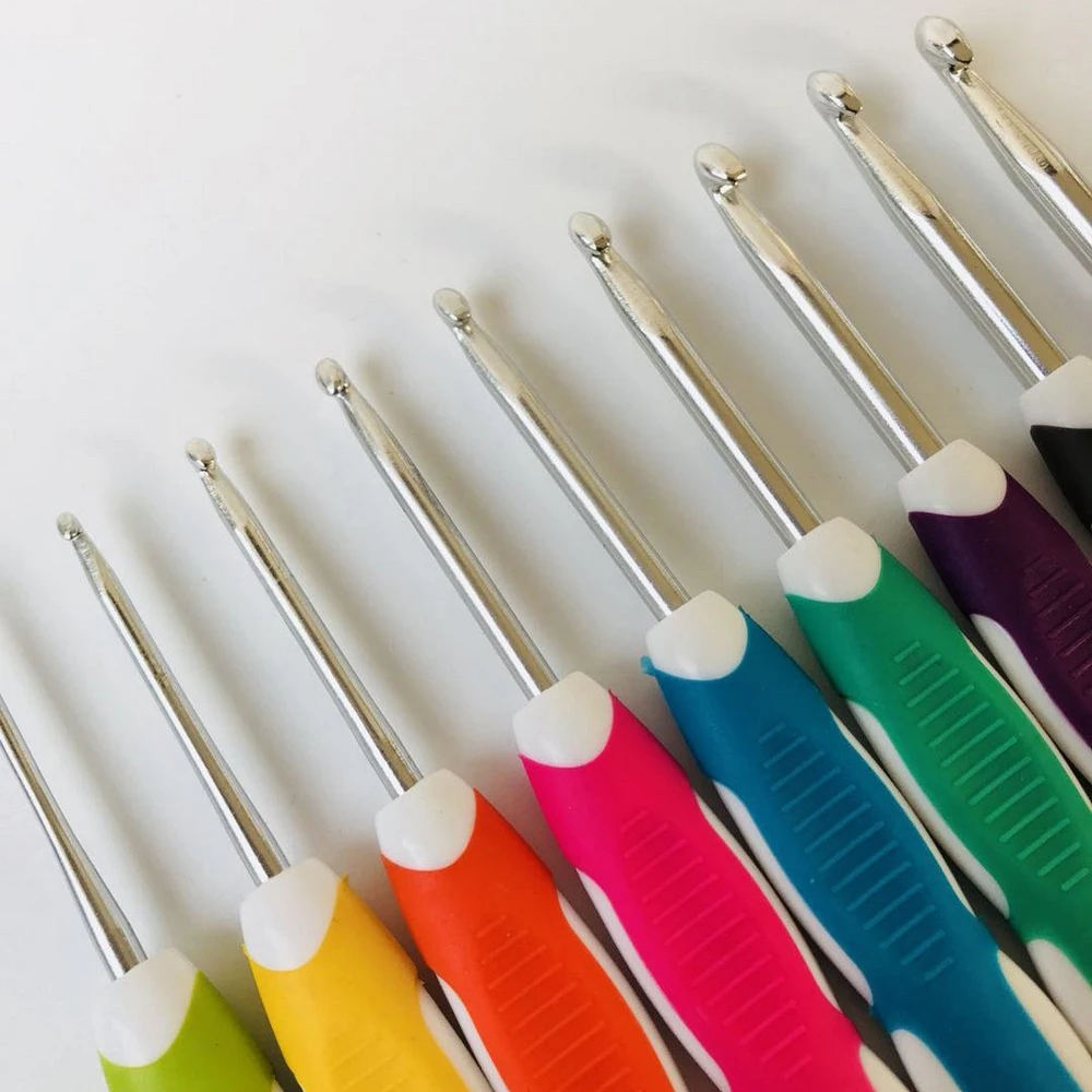 10 шт./компл. Вязание иглы многоцветный мягкой накладкой 2 0 мм с эргономичной