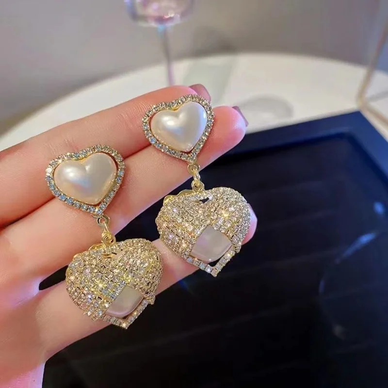 

Fashion New Crystal Pearl Earrings Vintage Heart Drop Earrings For Girl Luxury Femmle Dangle Brincos Korean Women Party Jewelry