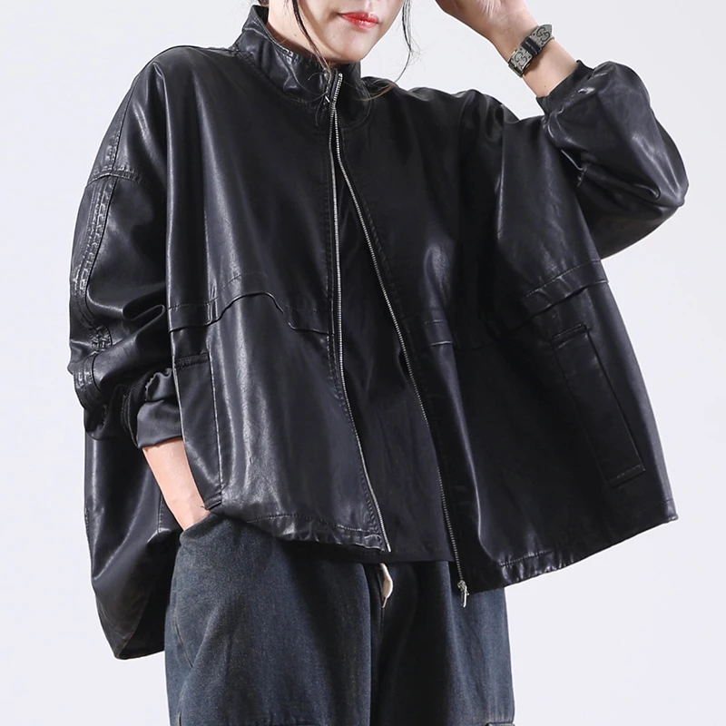 

Coats & Jackets