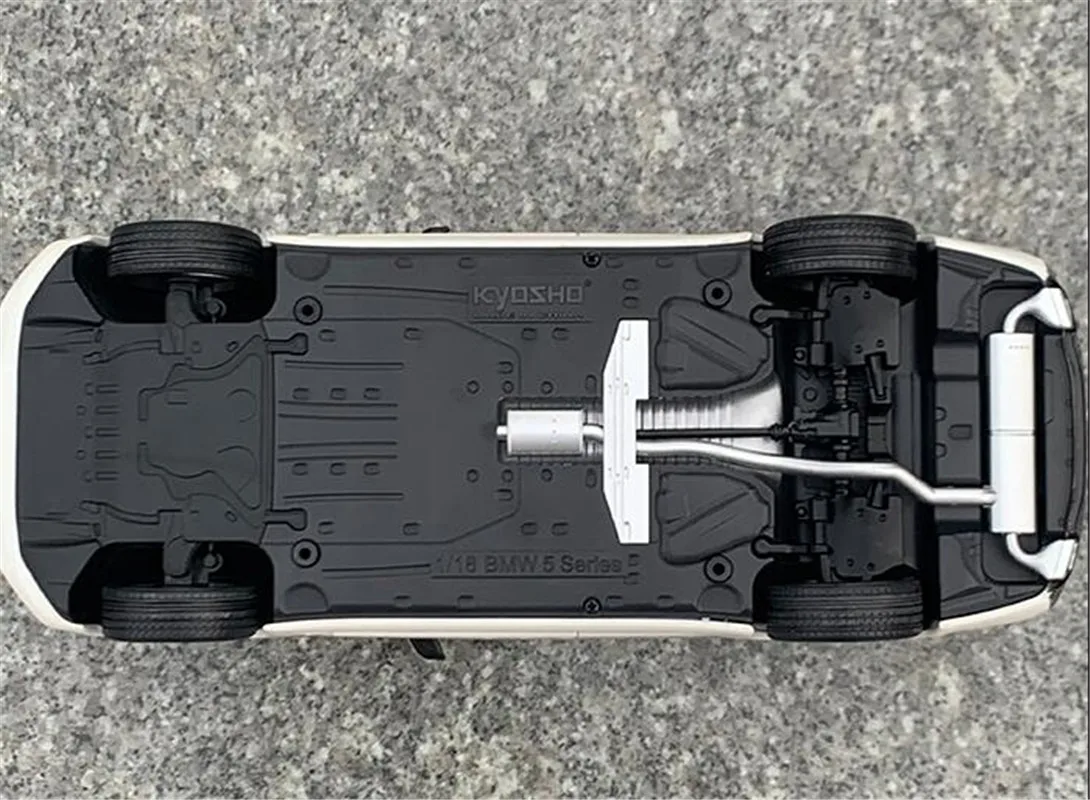 

1/18 Kyosho For BMW 5 series 530 525 Diecast Car Model Gift Collection Ornament Display White Metal Plastic