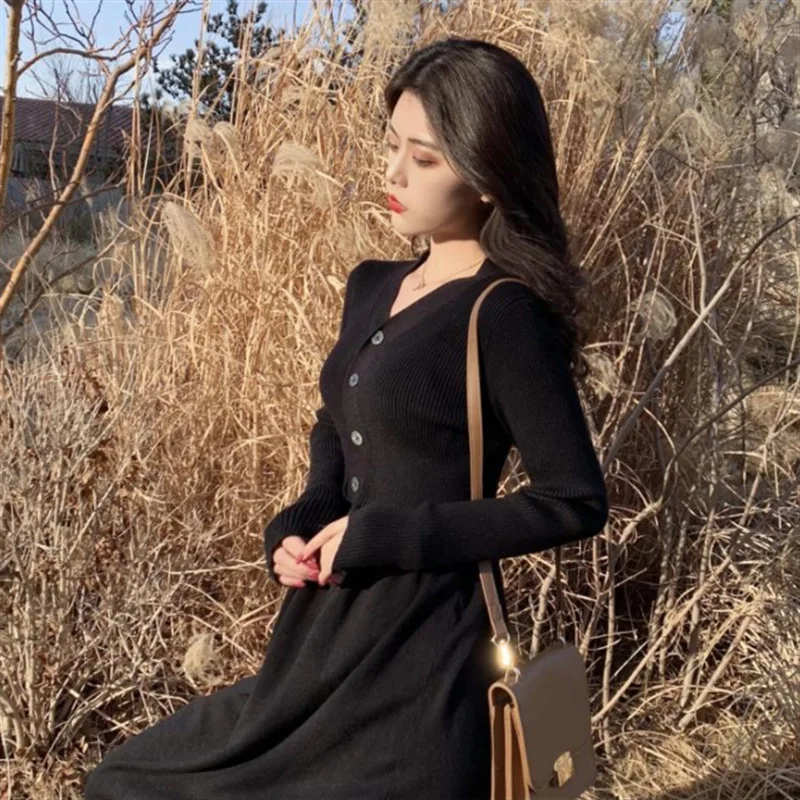 

Women Black Sweater Dress Sexy V-neck Elegant Office Knitted Dress Female Long Sleeve One-piece Dress 2021 Autumn Winter Dresses