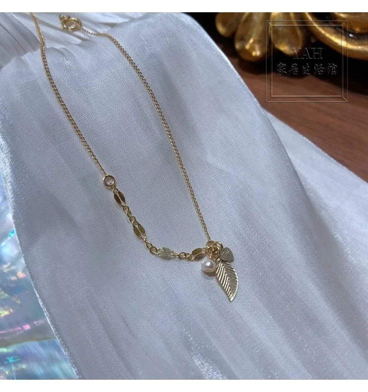 

2020 Light Luxury Natural Pearl Small Leaves Are Not Easy To Fade and Keep Color Bracelet Female