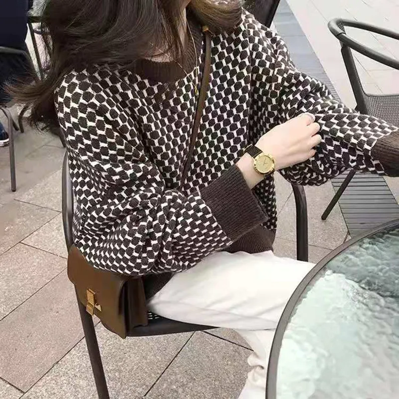 

Elegant Women's Vintage Plaid Pullovers 2021 Autumn Winter Ladies Soft Loose O-Neck Sweater Long Sleeve Streetwear