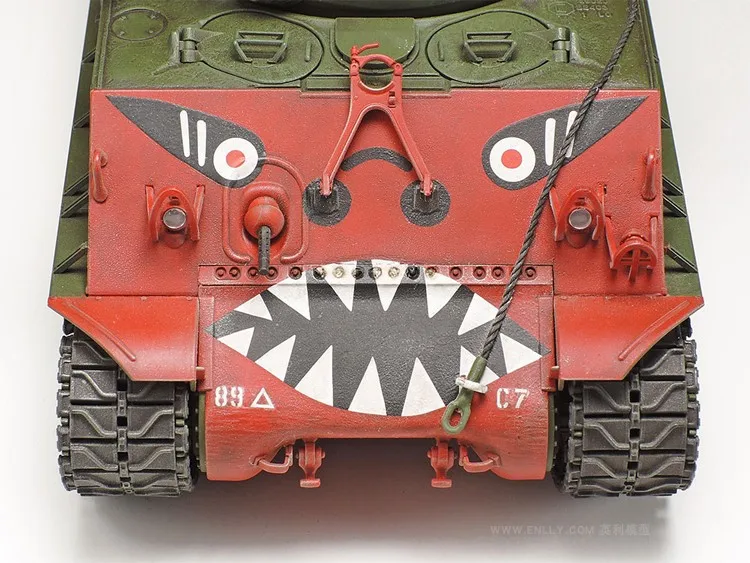 Tamiya 35359 1/35 США M4A3E8 Шерман легкая восемь танков средней величины в корейской войне