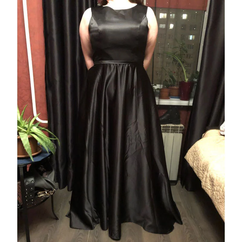 

Simple And Elegant Satin Evening Dress Temperament Round Neck And Shoulders Simple Temperament And Generous