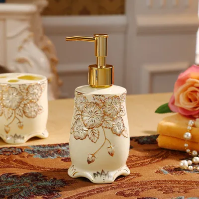 

European Luxury Royal Court Ceramic Press Soap Dispenser Shower Gel Bottle Lotion Bottle Hand Sanitizer Bottle Shampoo Bottle