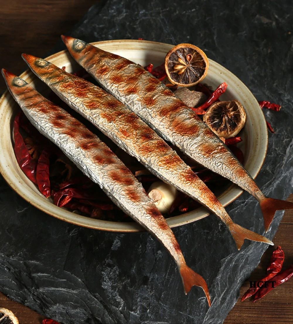 

artificial fake food Kitchen cabinet display props hotel restaurant store shop decoration simulation roast saury fish model