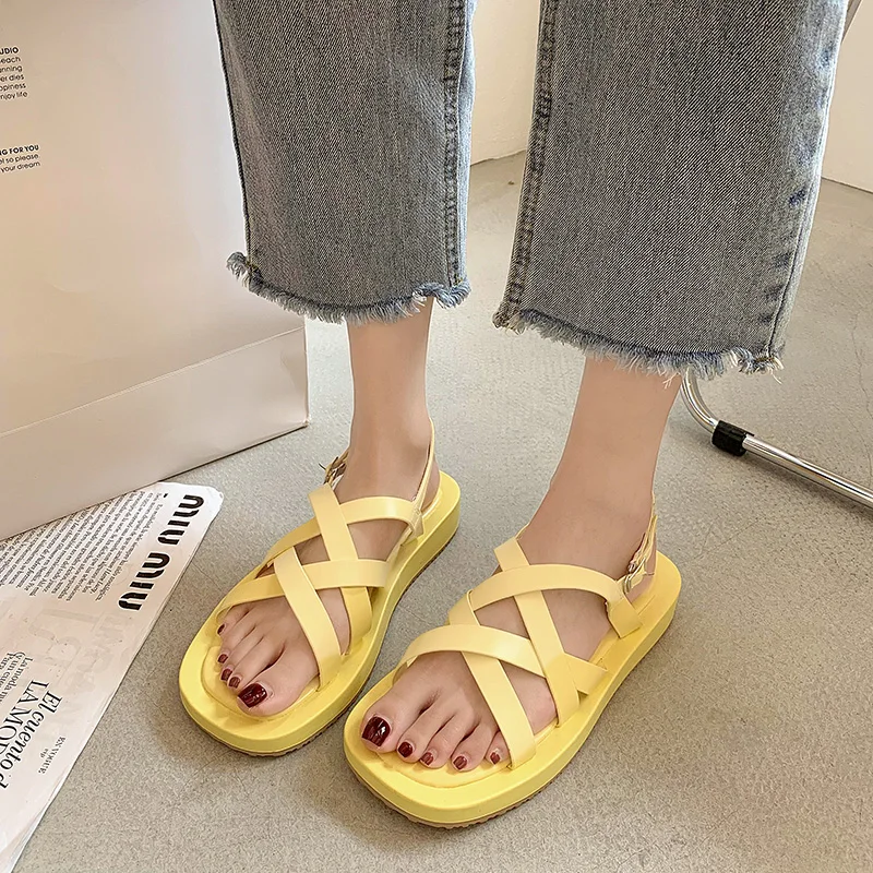 

Female Sandal Buckle Strap Black Shoes for Women Clogs With Heel 2021 Summer Girls Beige Low Fashion Beach Thick New Comfort