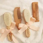 Детская щетка для купания с именем под заказ, щетка для волос, чистый натуральный шерстяной деревянный гребень, массажер для новорожденных, детский душ и подарок