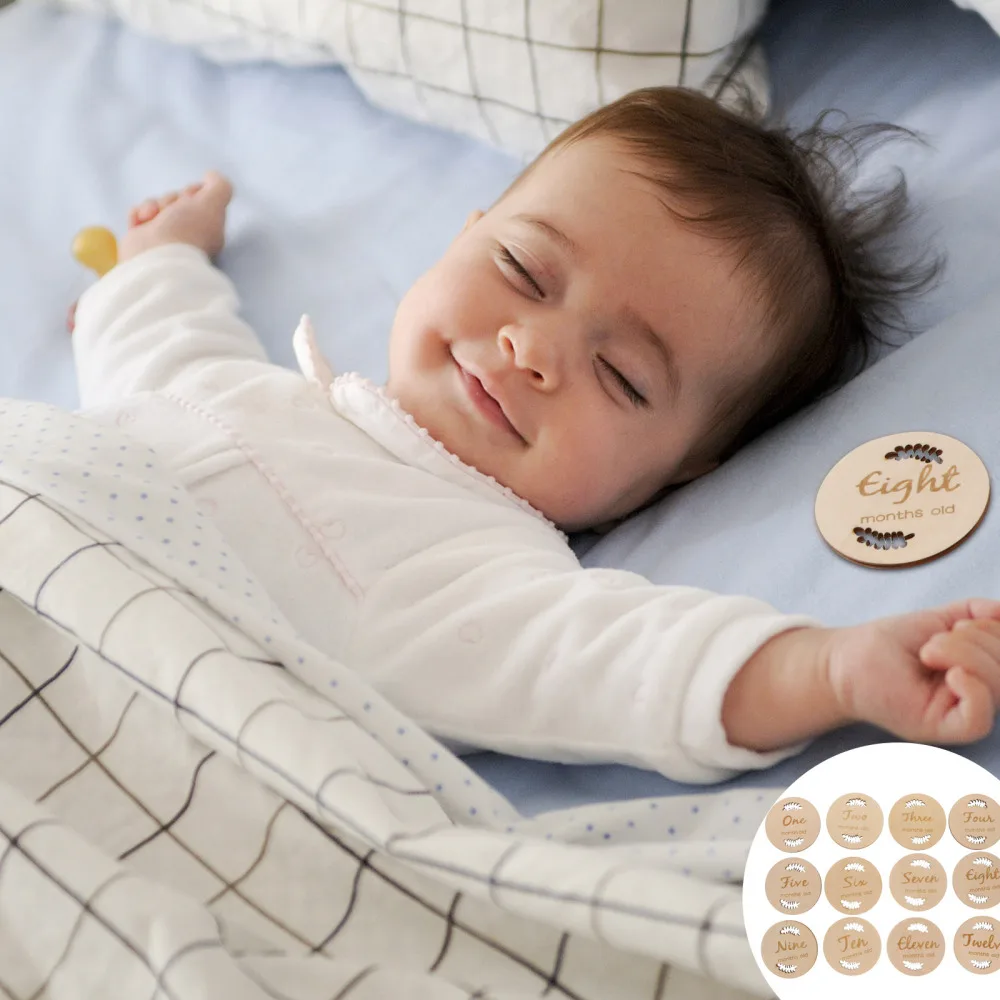 

12Pcs Baby Monthly Milestone Cards Wood Discs Photo Props Baby Shower Gift