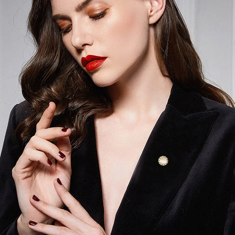 Модные классические маленькие круглые значки для мужчин и женщин, аксессуары для костюмов, высокое качество опаловых брошей-булавок на лацканах, новинка 2020 года.