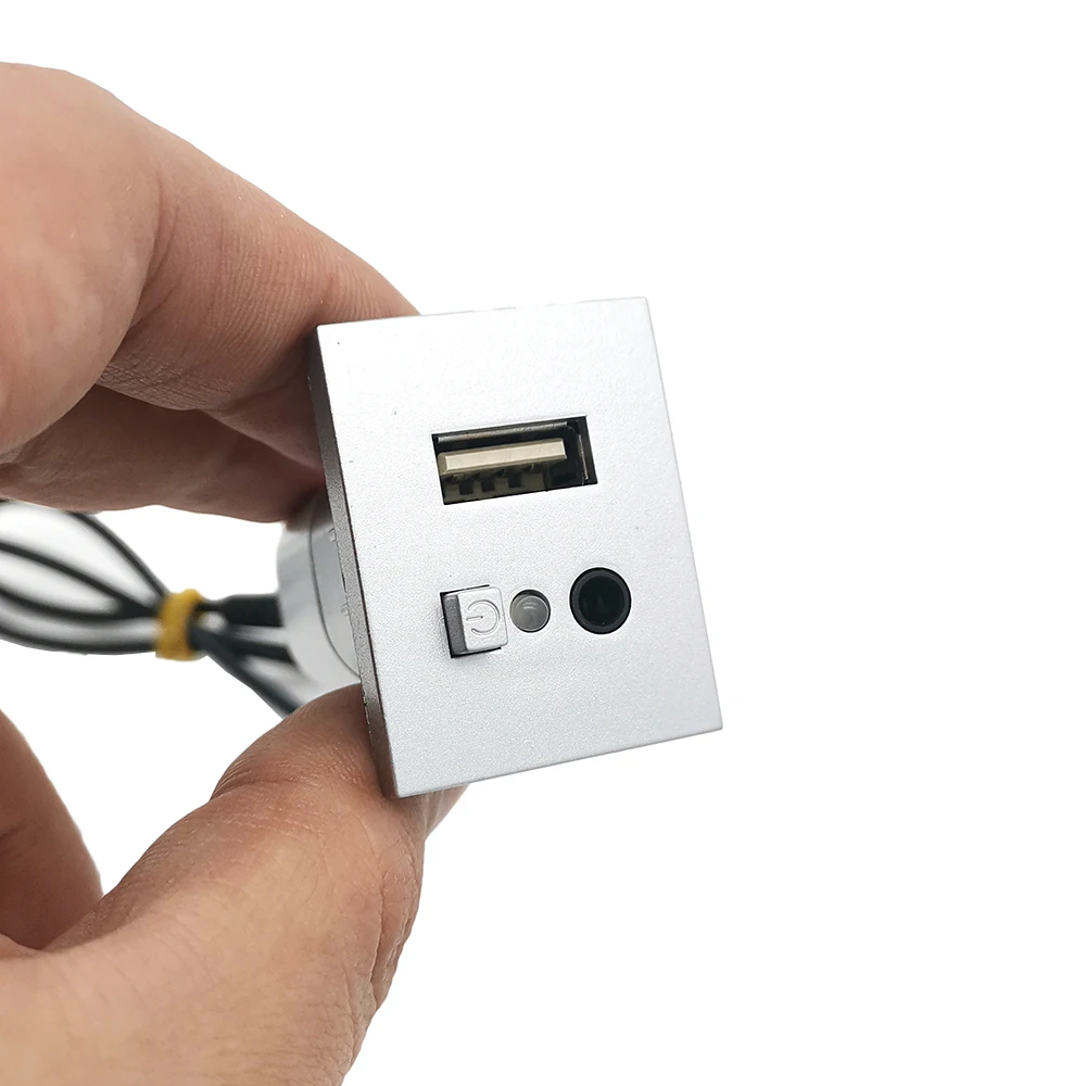 Автомобильный адаптер AUX/USB для входа мини кабеля USB слот интерфейсный кнопочный